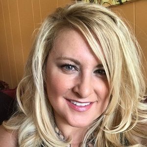 Meet your Posher, Gina